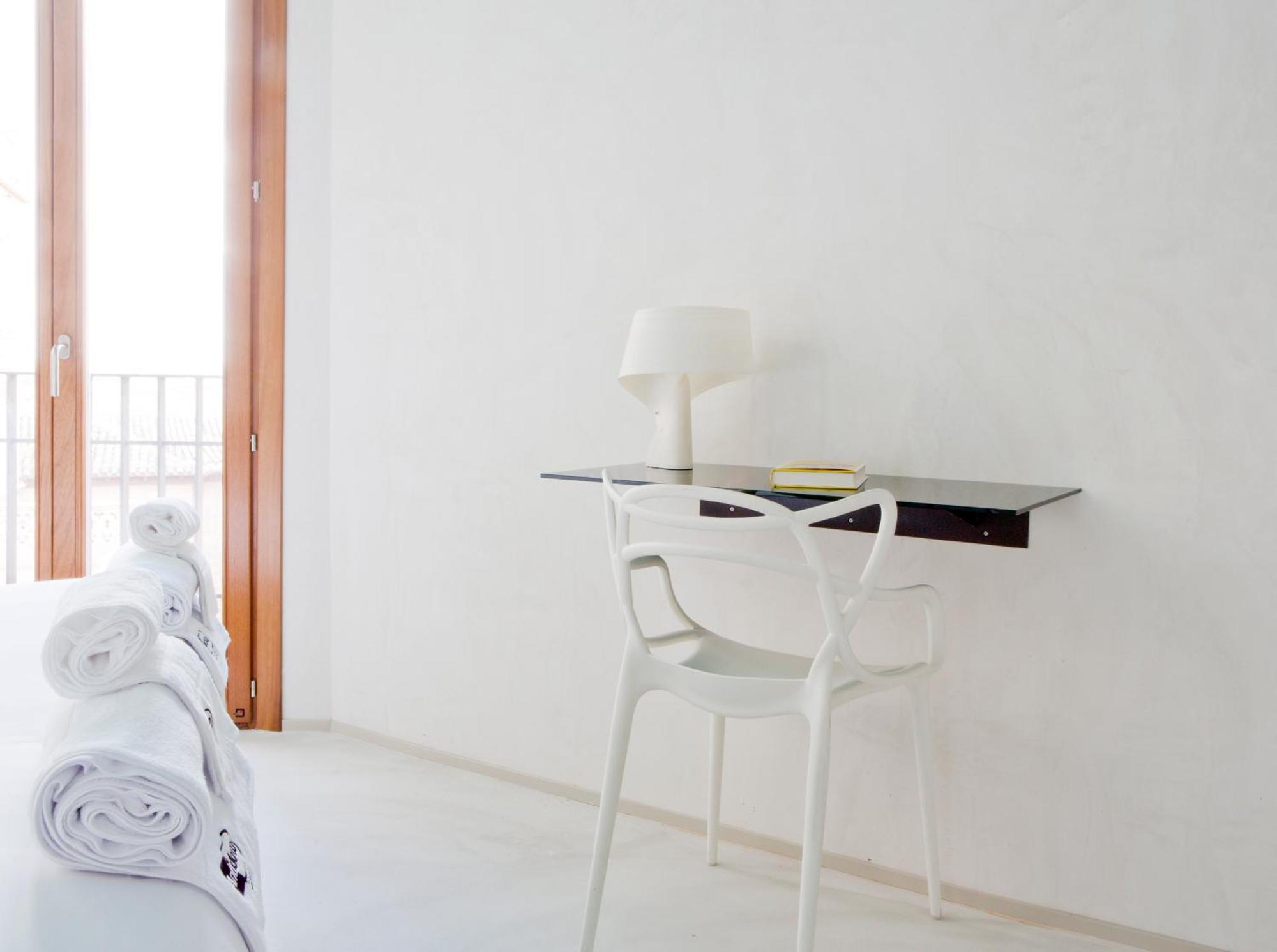 Antidoto Rooms San Agustin - Recomendado Para Adultos Toledo Eksteriør billede