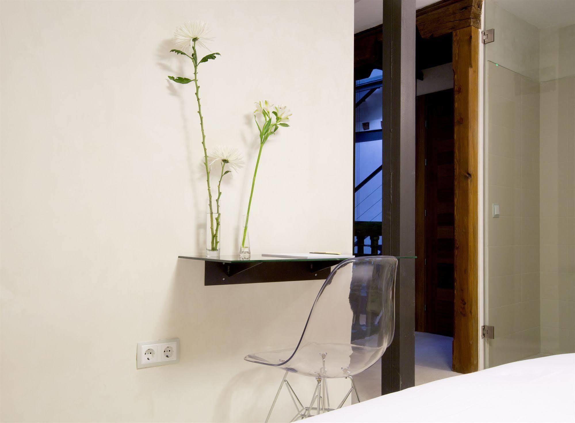 Antidoto Rooms San Agustin - Recomendado Para Adultos Toledo Eksteriør billede